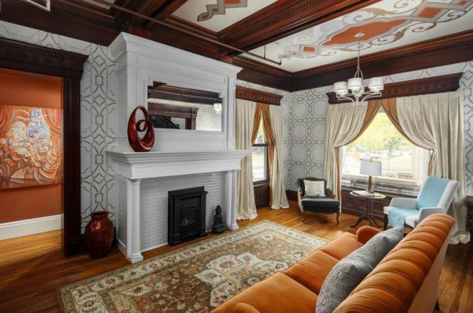 The New Victorian Mansion B&B Saint Paul Exterior photo